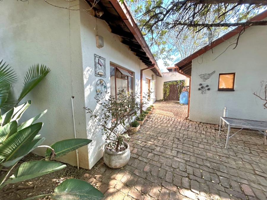 6 Bedroom Property for Sale in Brits North West
